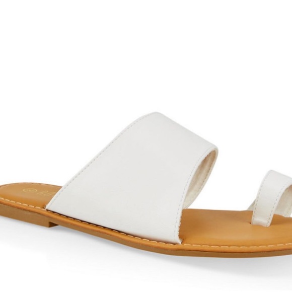 Sandles - Picture 4 of 8